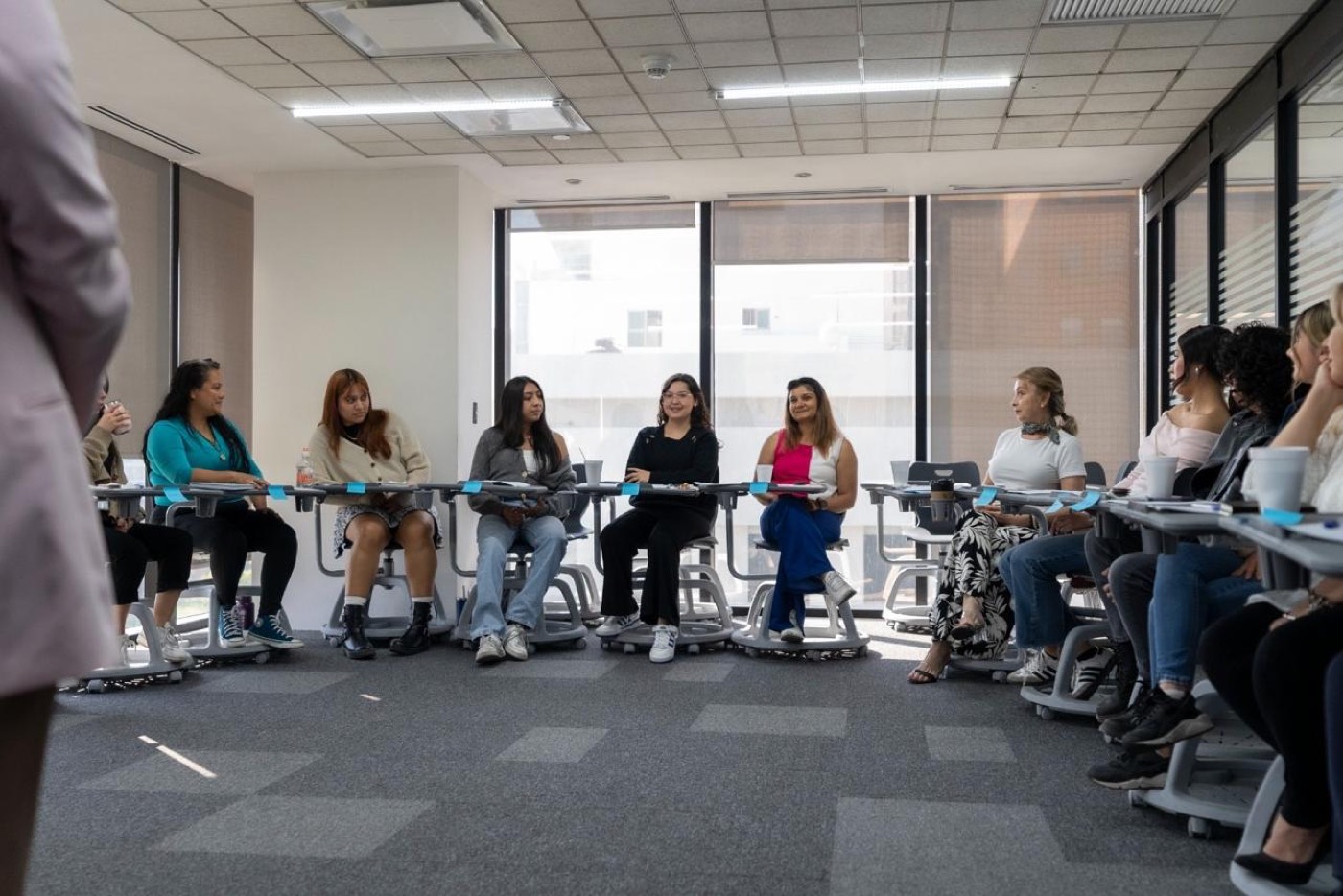 Taller vivencial en círculo con participantes